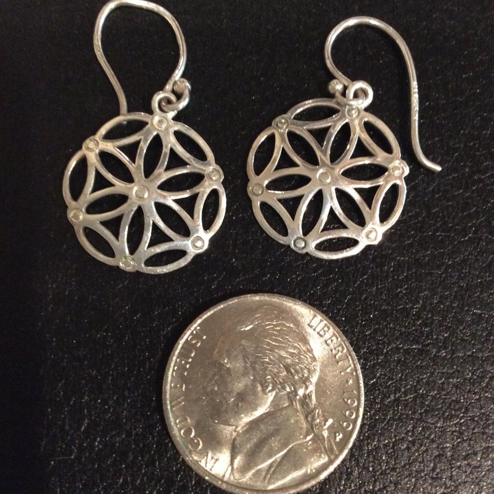 Silver dangle earrings filigree